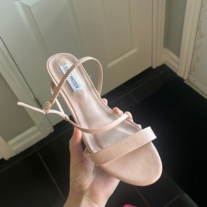 GENTLY used Steve Madden sandals!